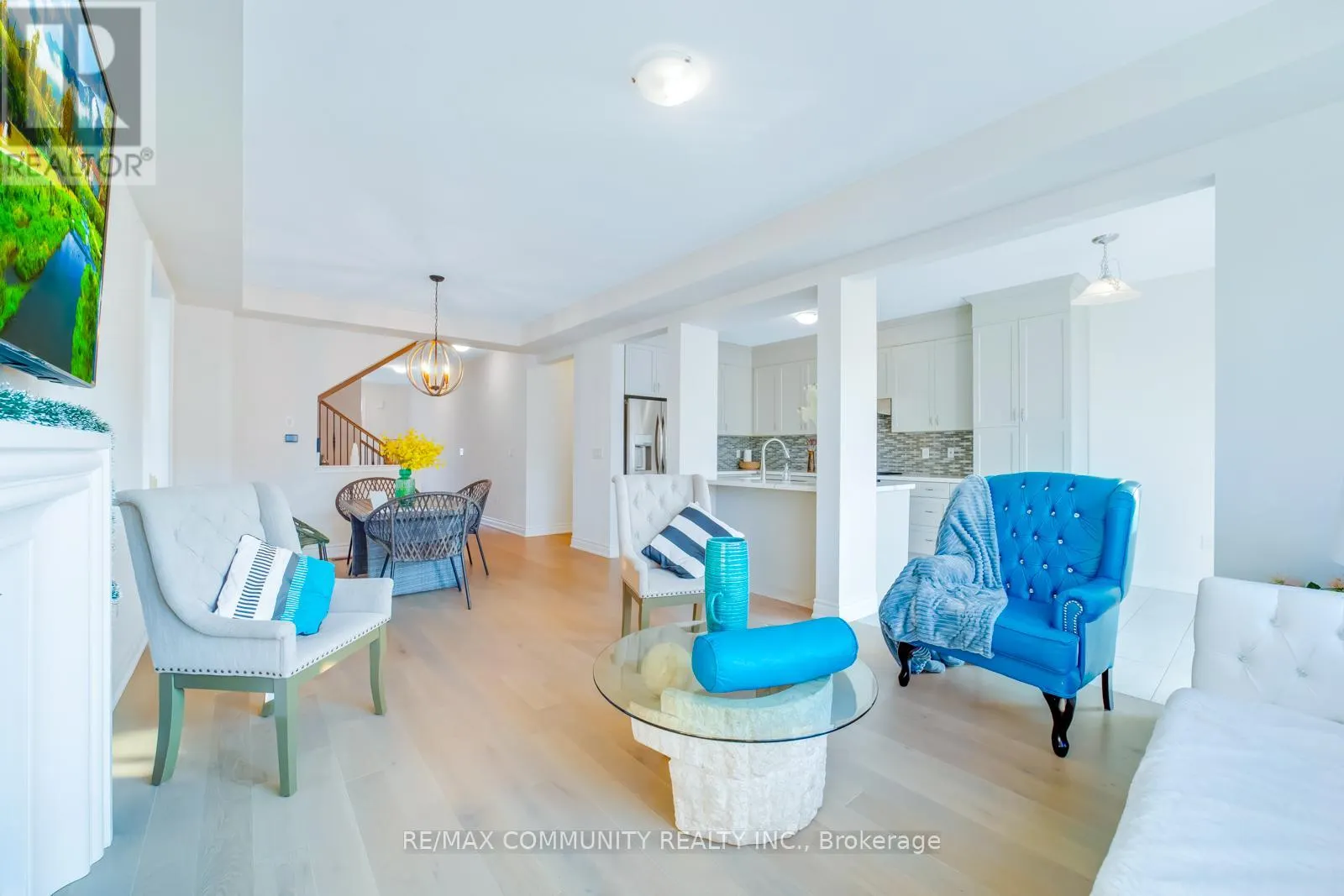 1024 SKYRIDGE BOULEVARD N