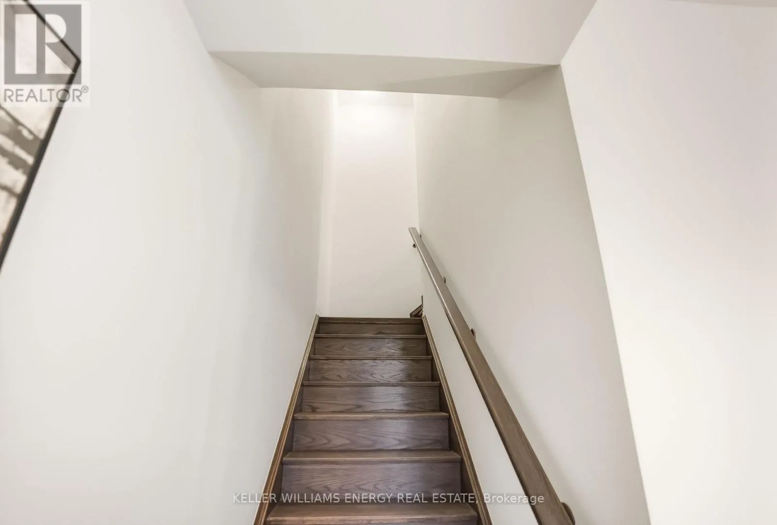 620 - 1034 REFLECTION PLACE, #620