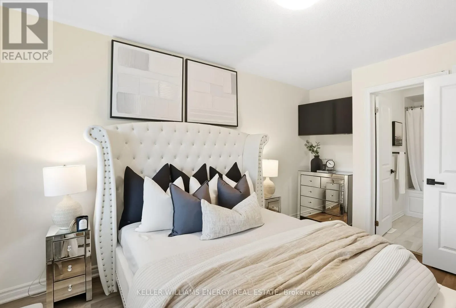 620 - 1034 REFLECTION PLACE, #620