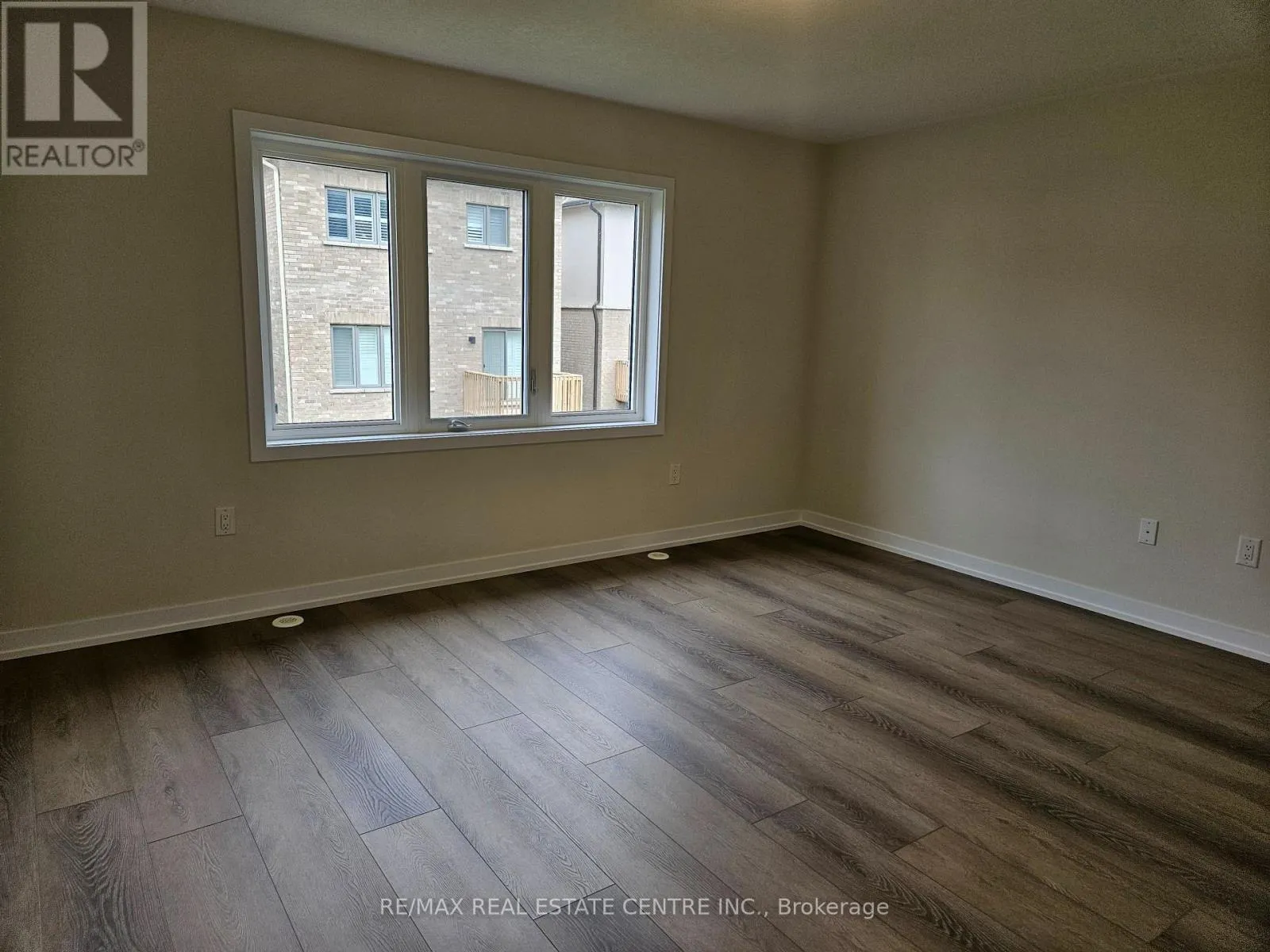 UPPER - 22 ZIIBI WAY