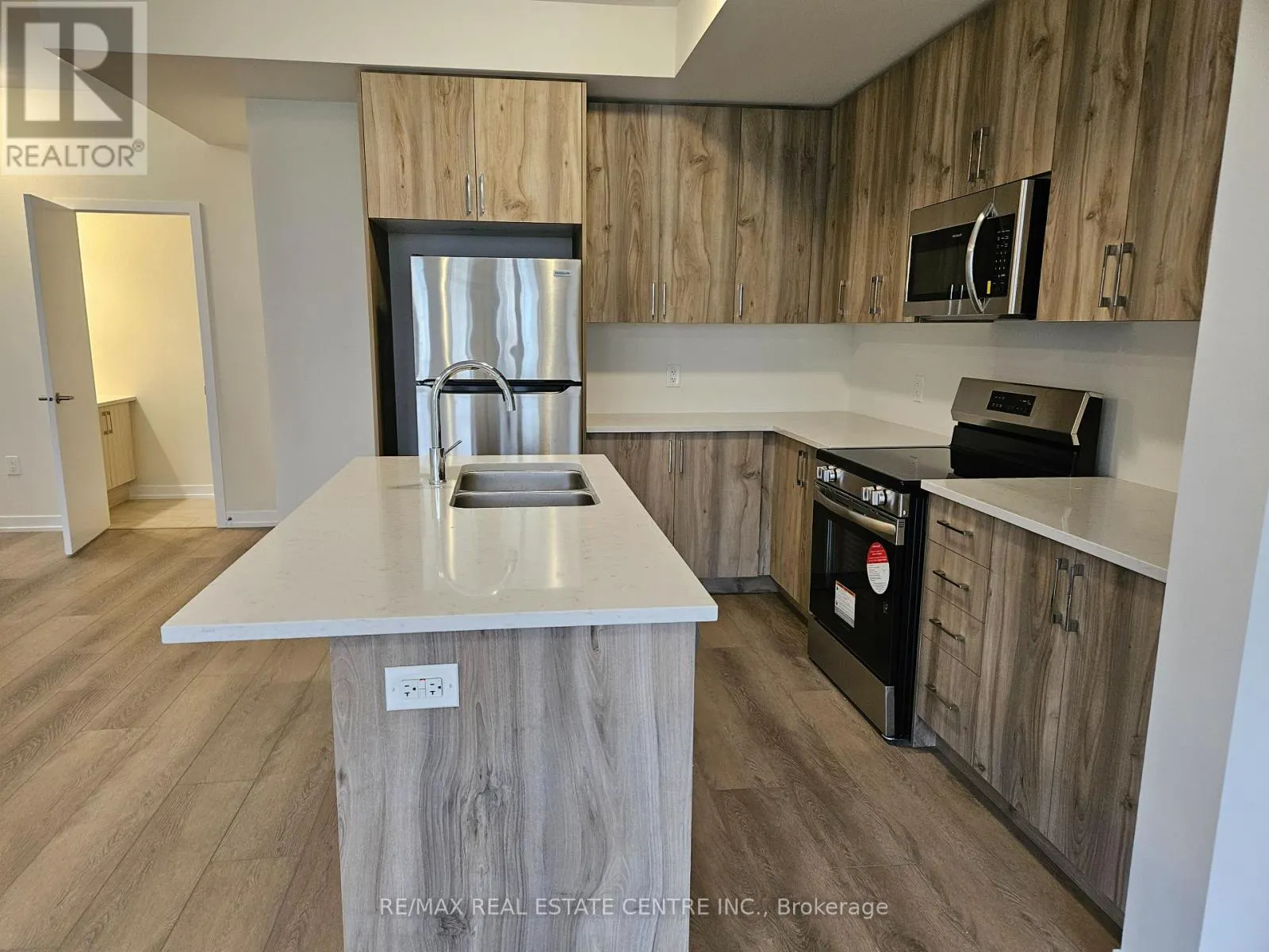 UPPER - 22 ZIIBI WAY