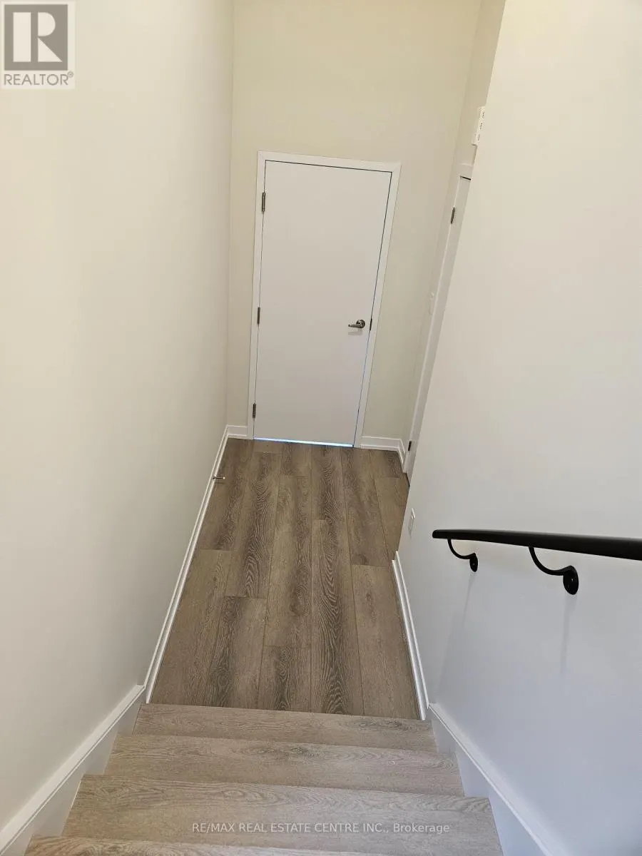 UPPER - 22 ZIIBI WAY