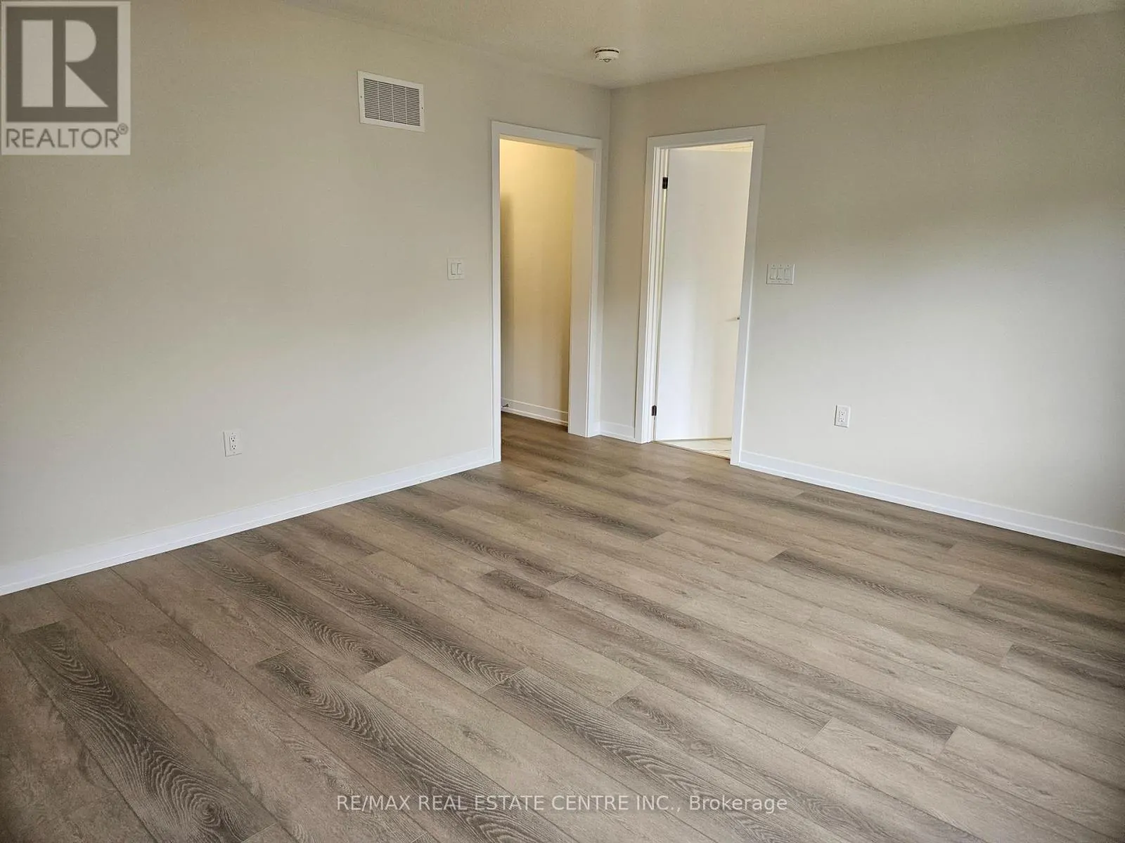 UPPER - 22 ZIIBI WAY