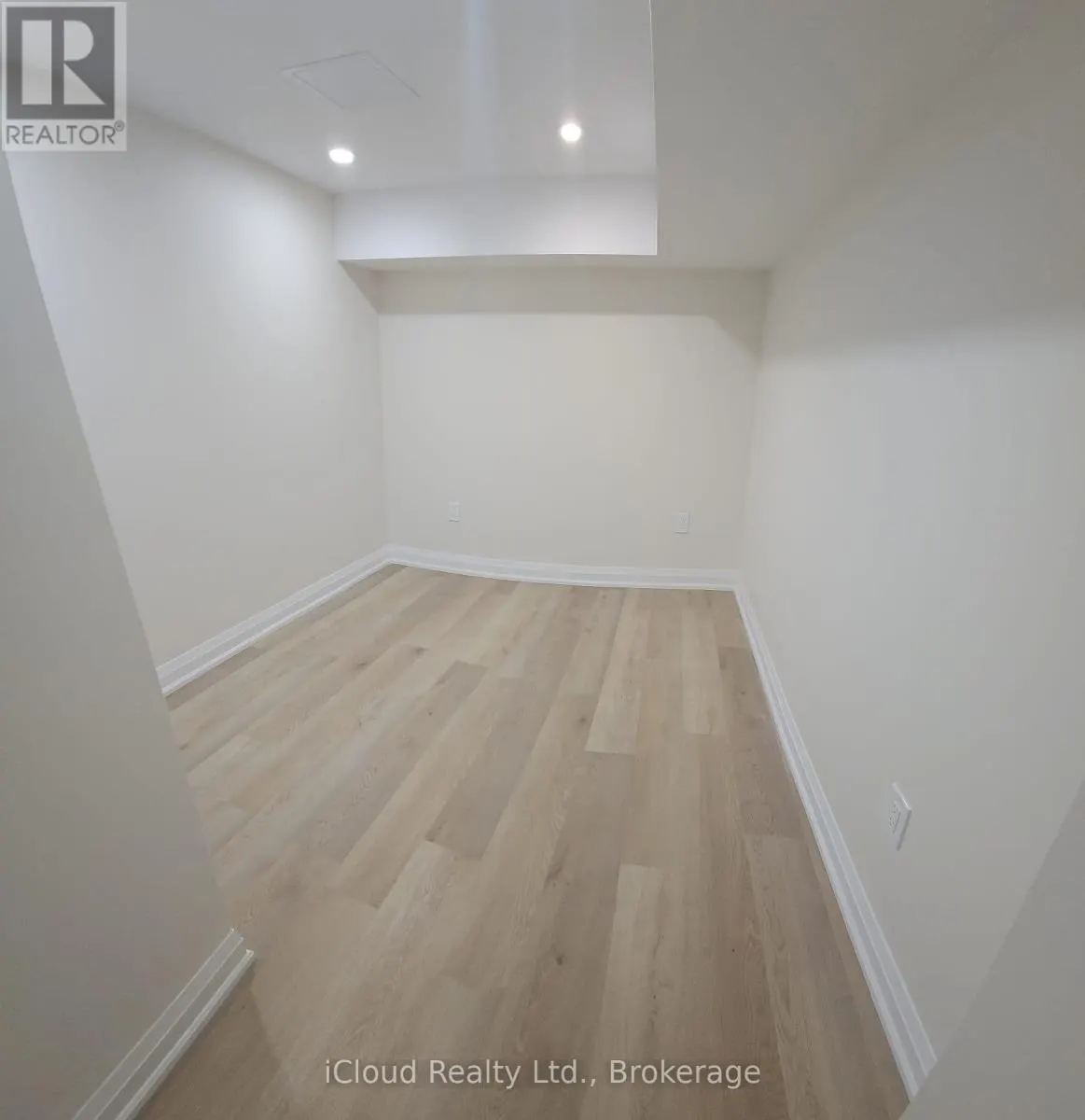 1142 SKYRIDGE BLVD BOULEVARD