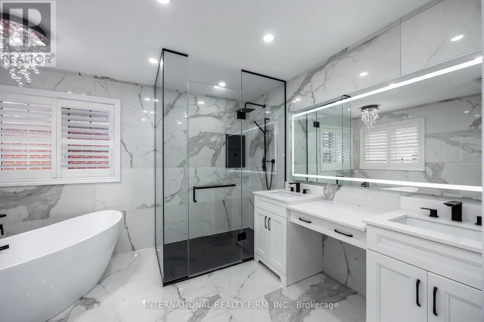 1616 GLENBOURNE DRIVE