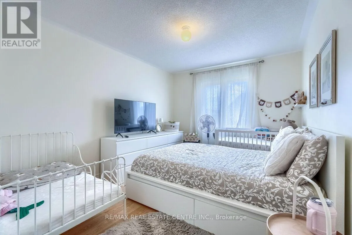 1195 KETTERING DRIVE