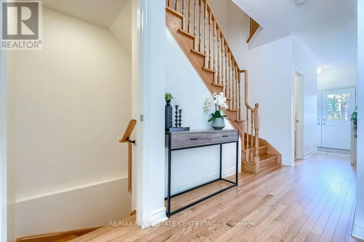 1195 KETTERING DRIVE