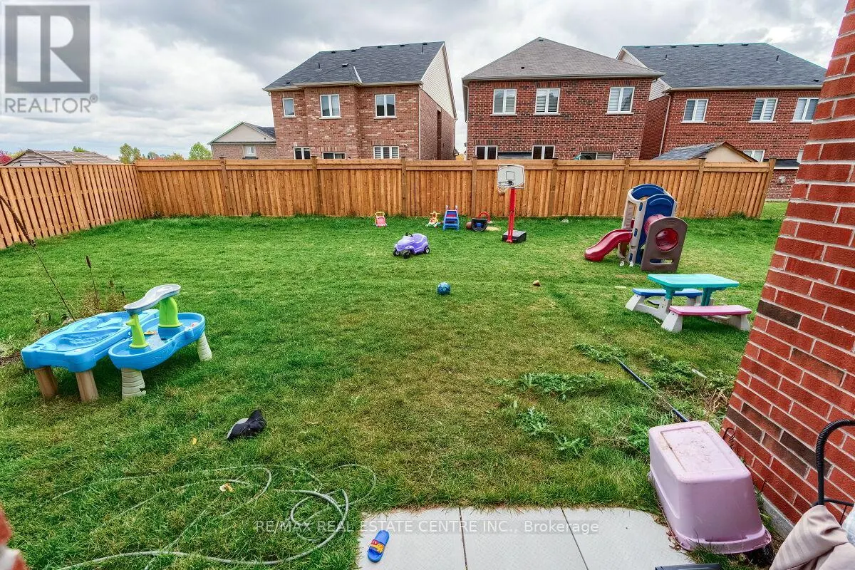 1195 KETTERING DRIVE