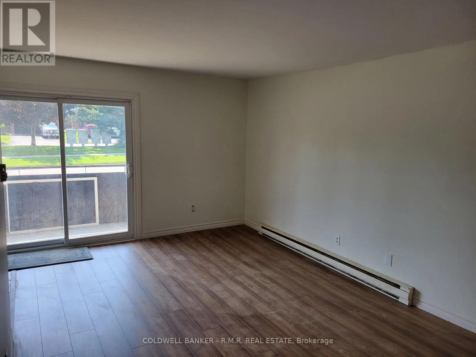 3 - 251 LIBERTY STREET N, #3