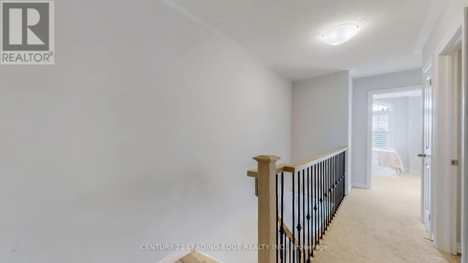 3 ROYAL COLLECTION WAY