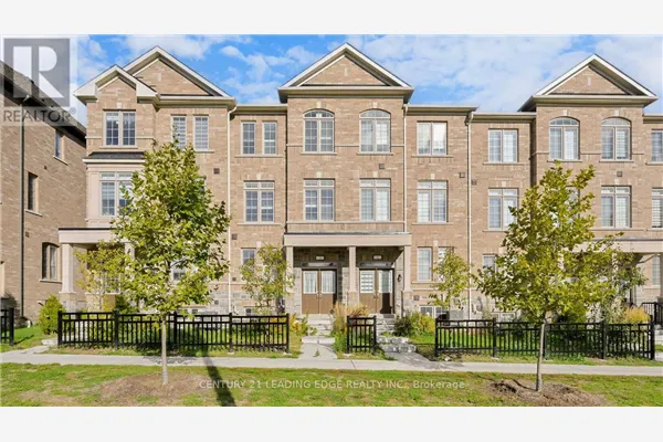 3 ROYAL COLLECTION WAY