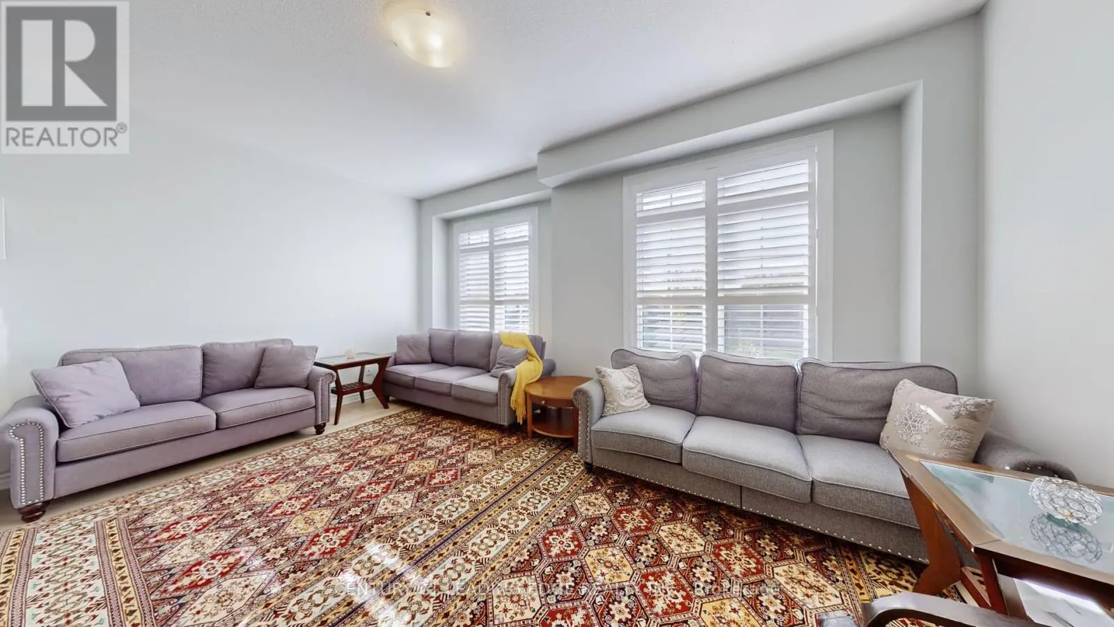 3 ROYAL COLLECTION WAY