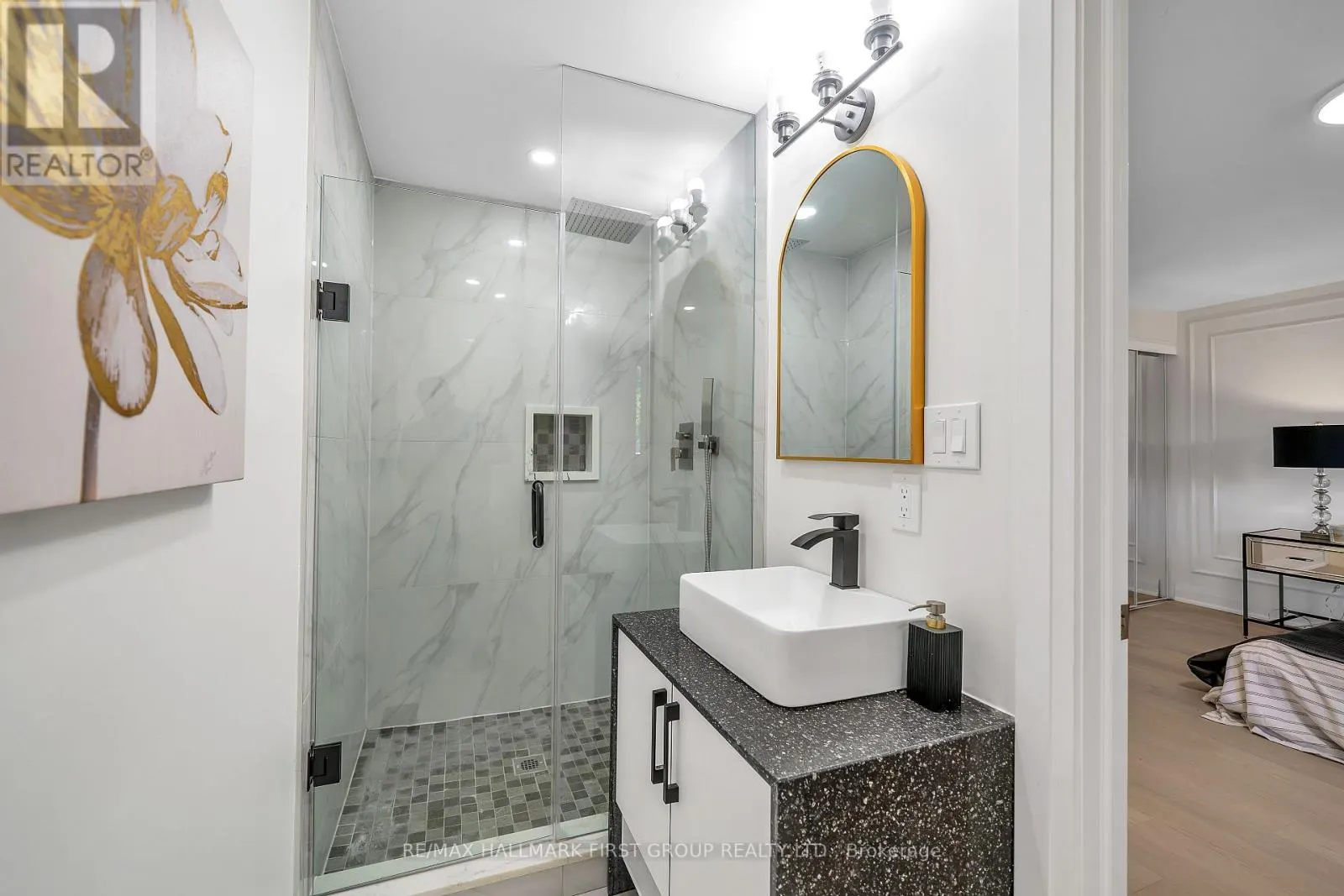 195 CASTLEBAR CRESCENT