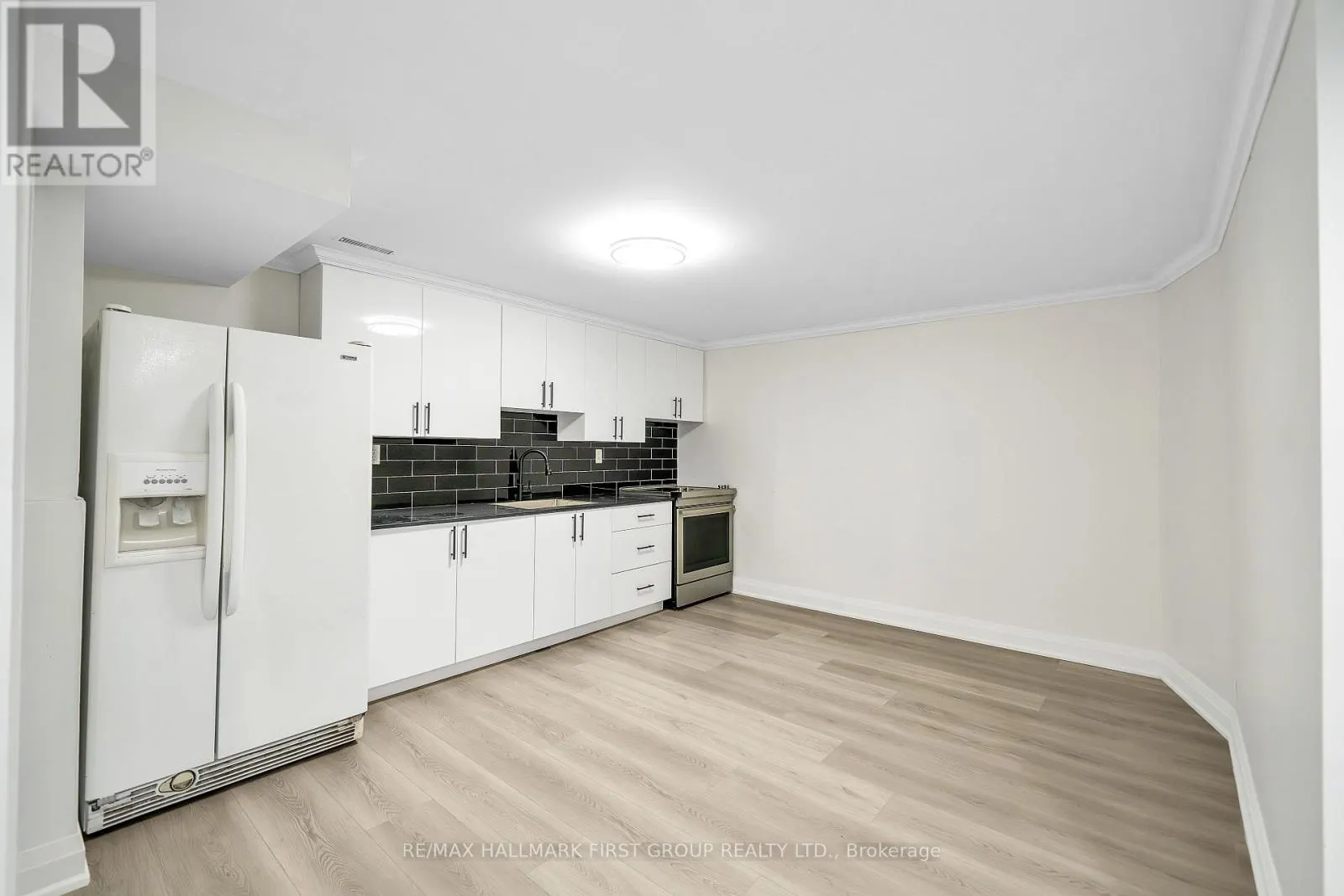 195 CASTLEBAR CRESCENT