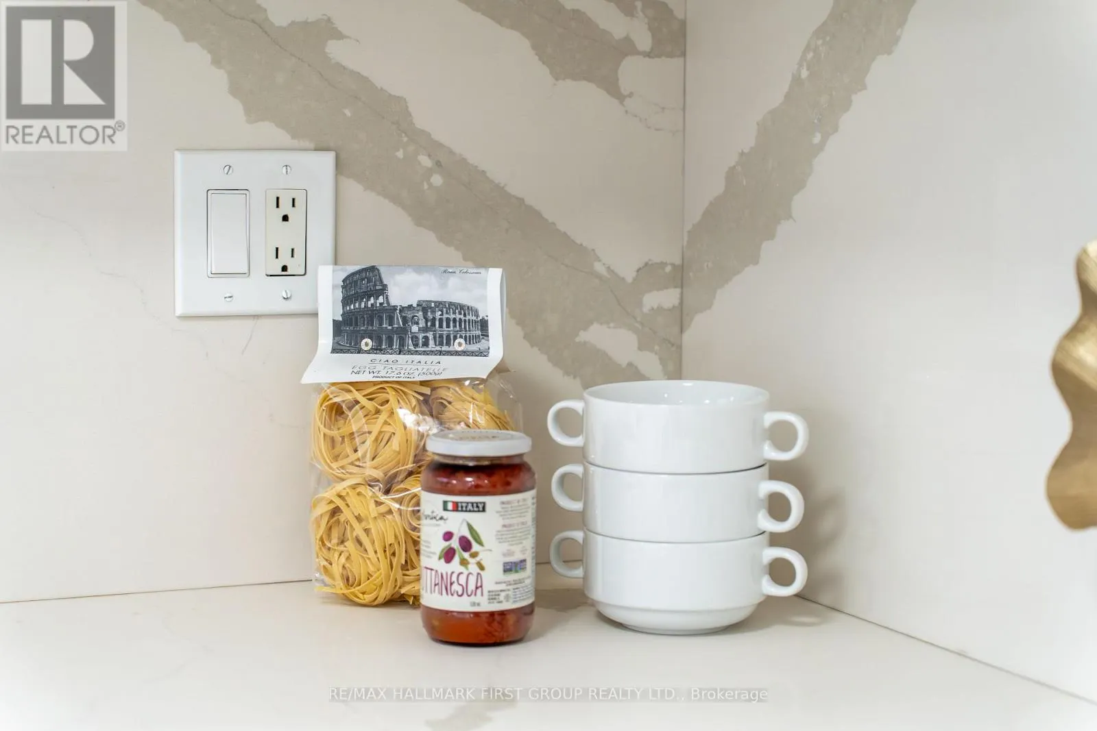 195 CASTLEBAR CRESCENT