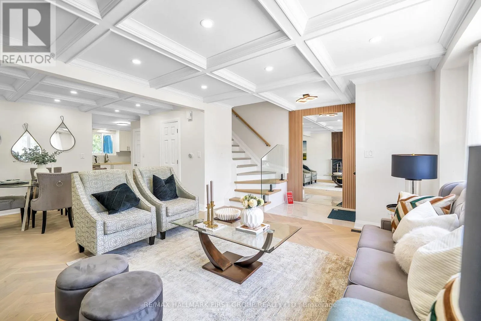 195 CASTLEBAR CRESCENT