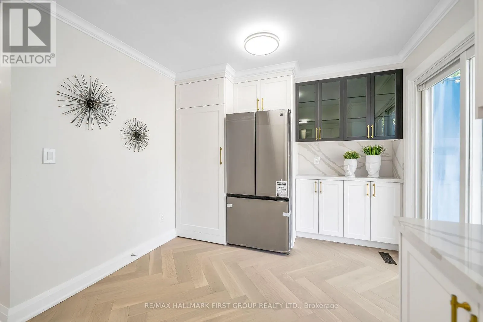 195 CASTLEBAR CRESCENT