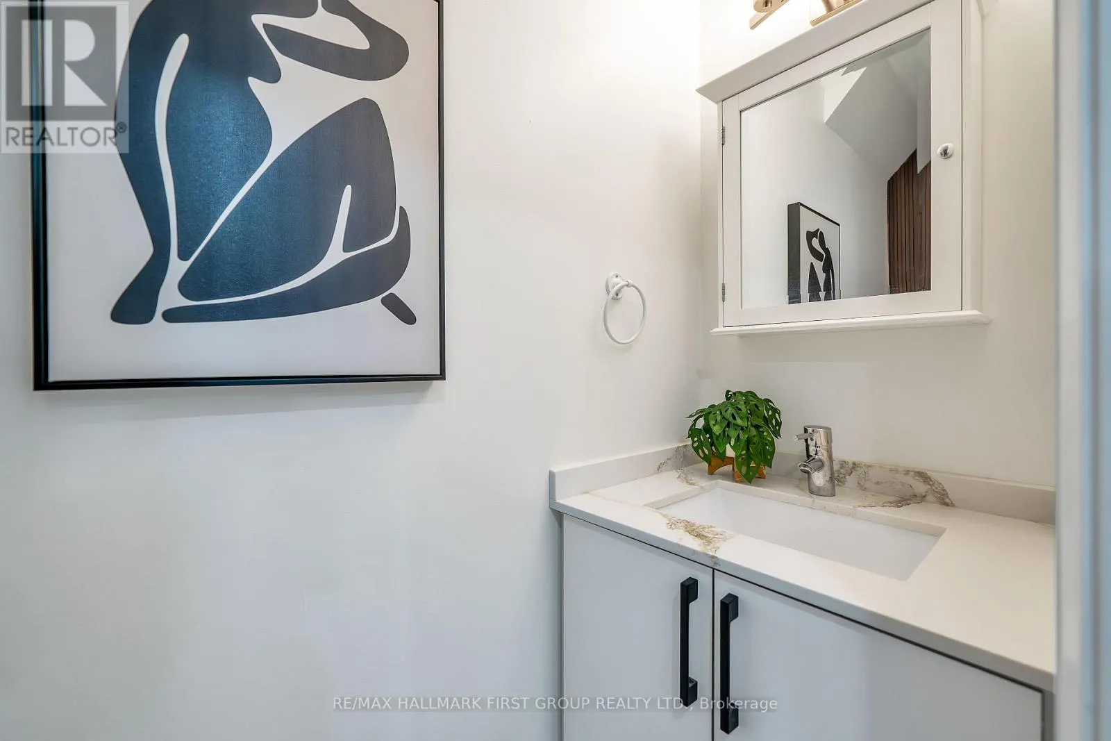 195 CASTLEBAR CRESCENT