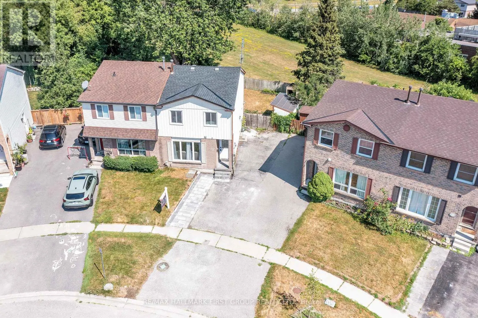 195 CASTLEBAR CRESCENT