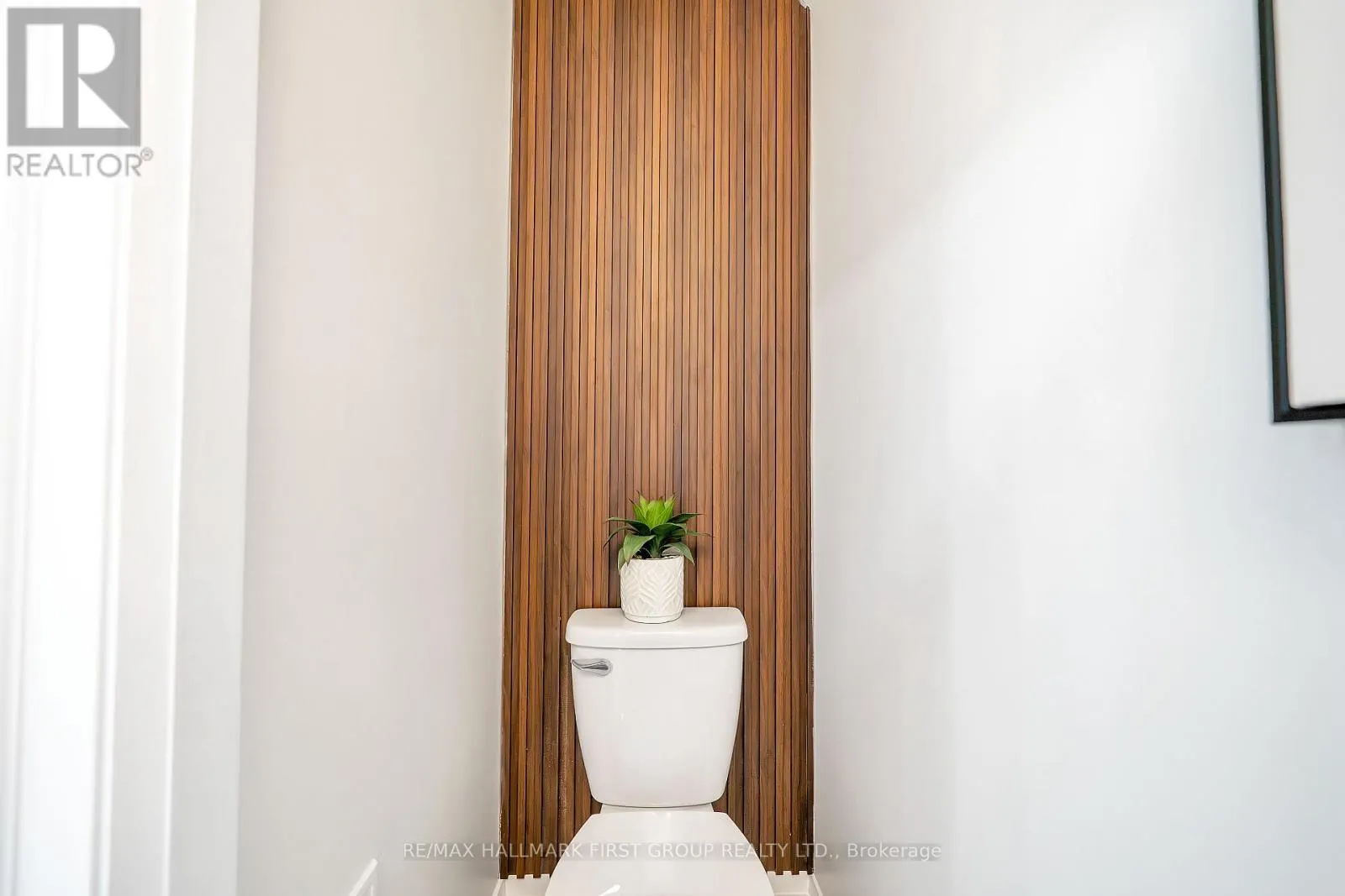 195 CASTLEBAR CRESCENT