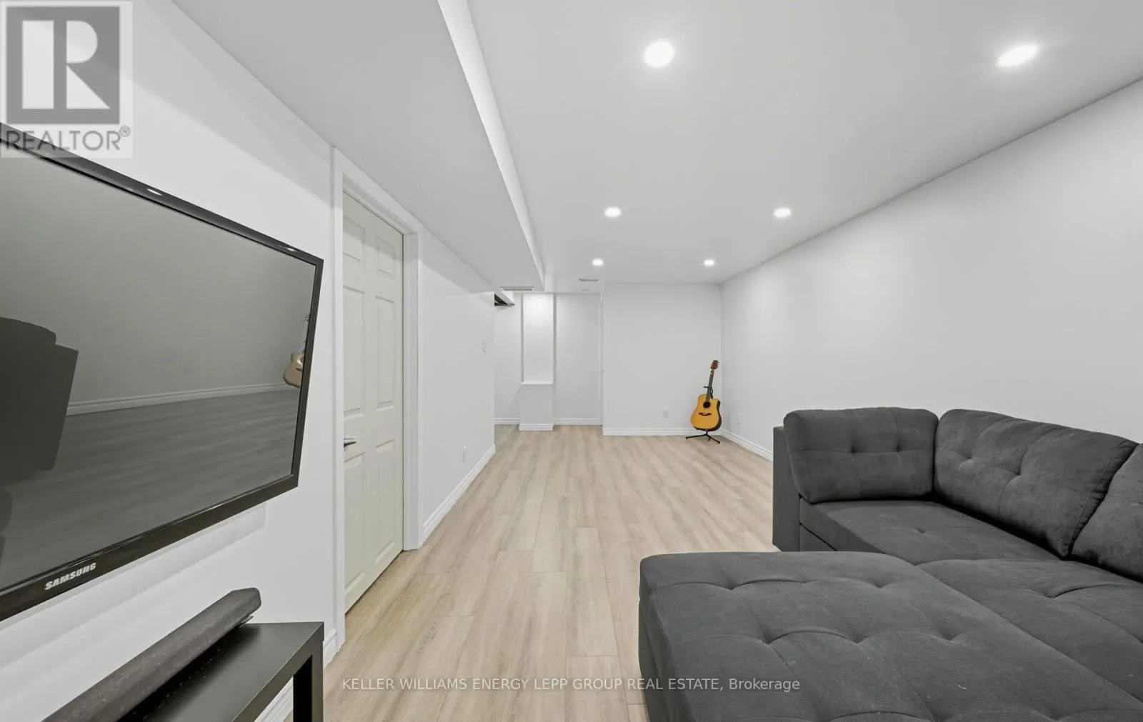 73 CECIL FOUND CRESCENT