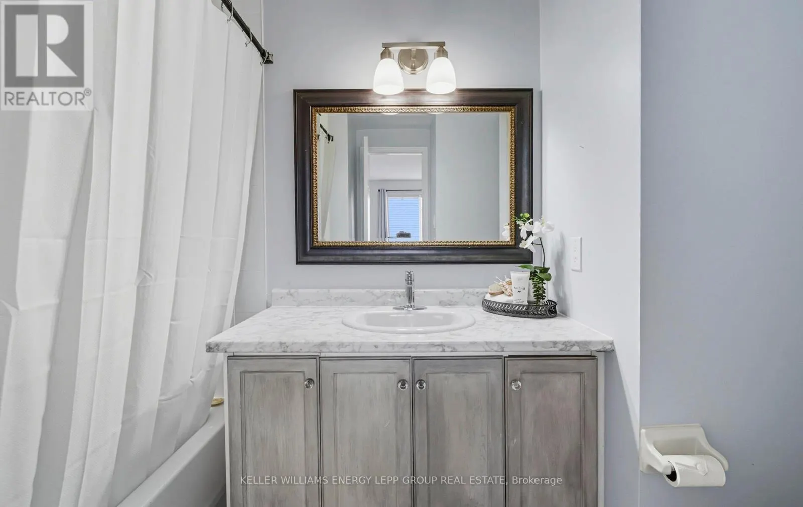 73 CECIL FOUND CRESCENT