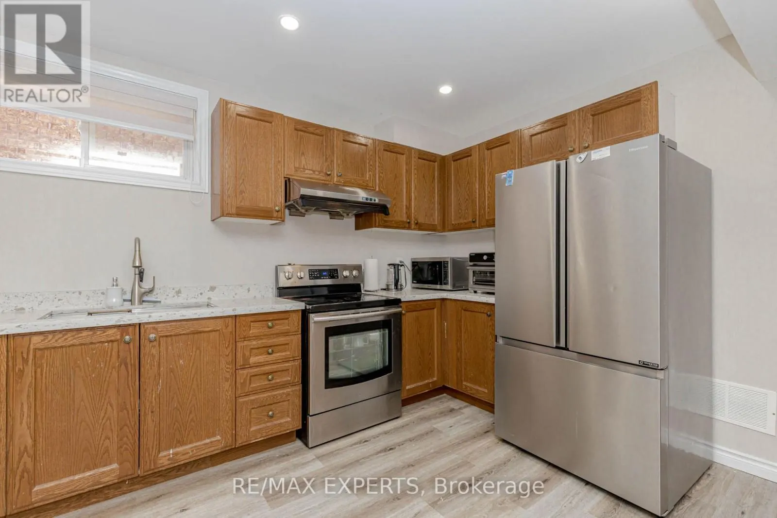 5 TEMPLE WEST CRESCENT