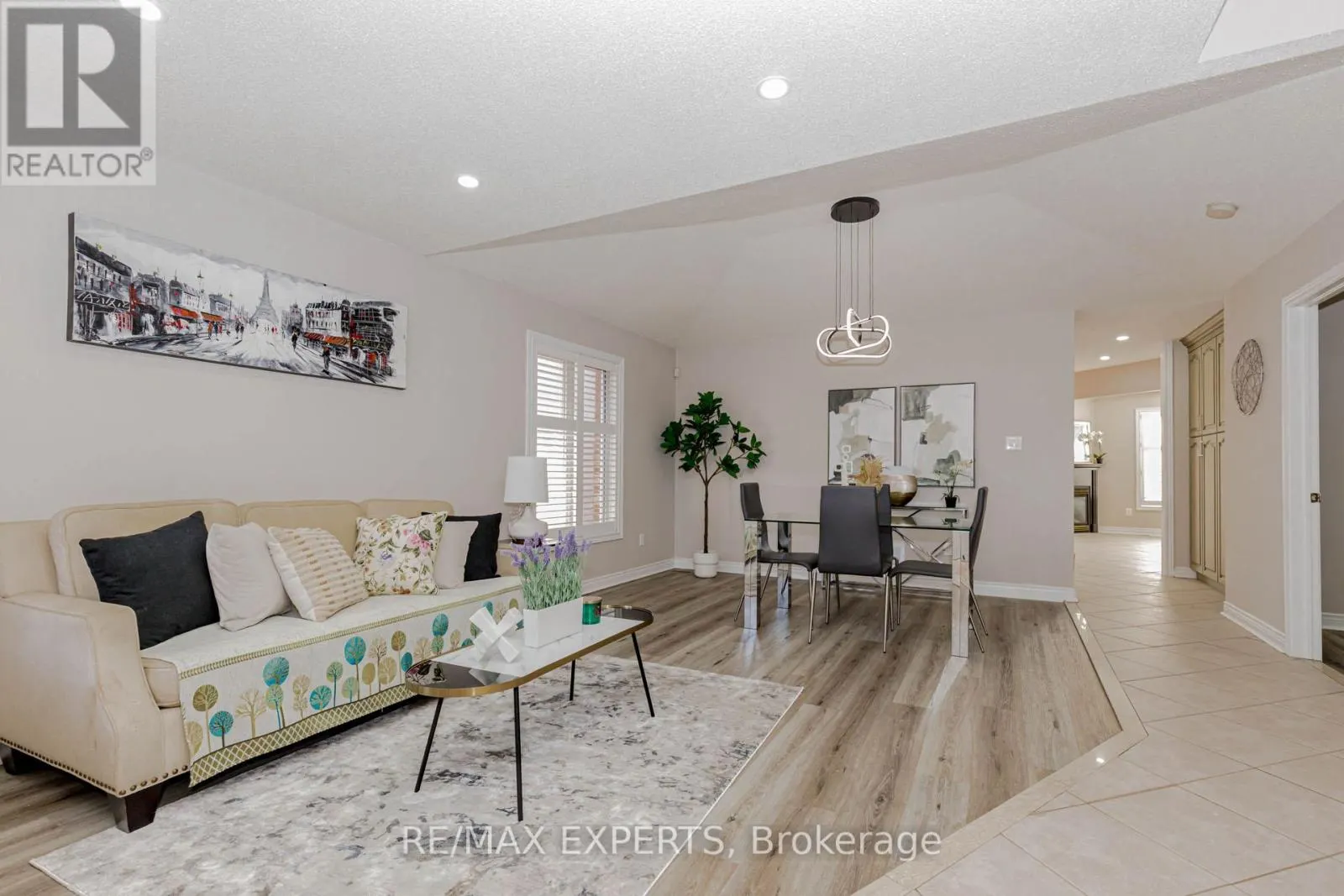 5 TEMPLE WEST CRESCENT