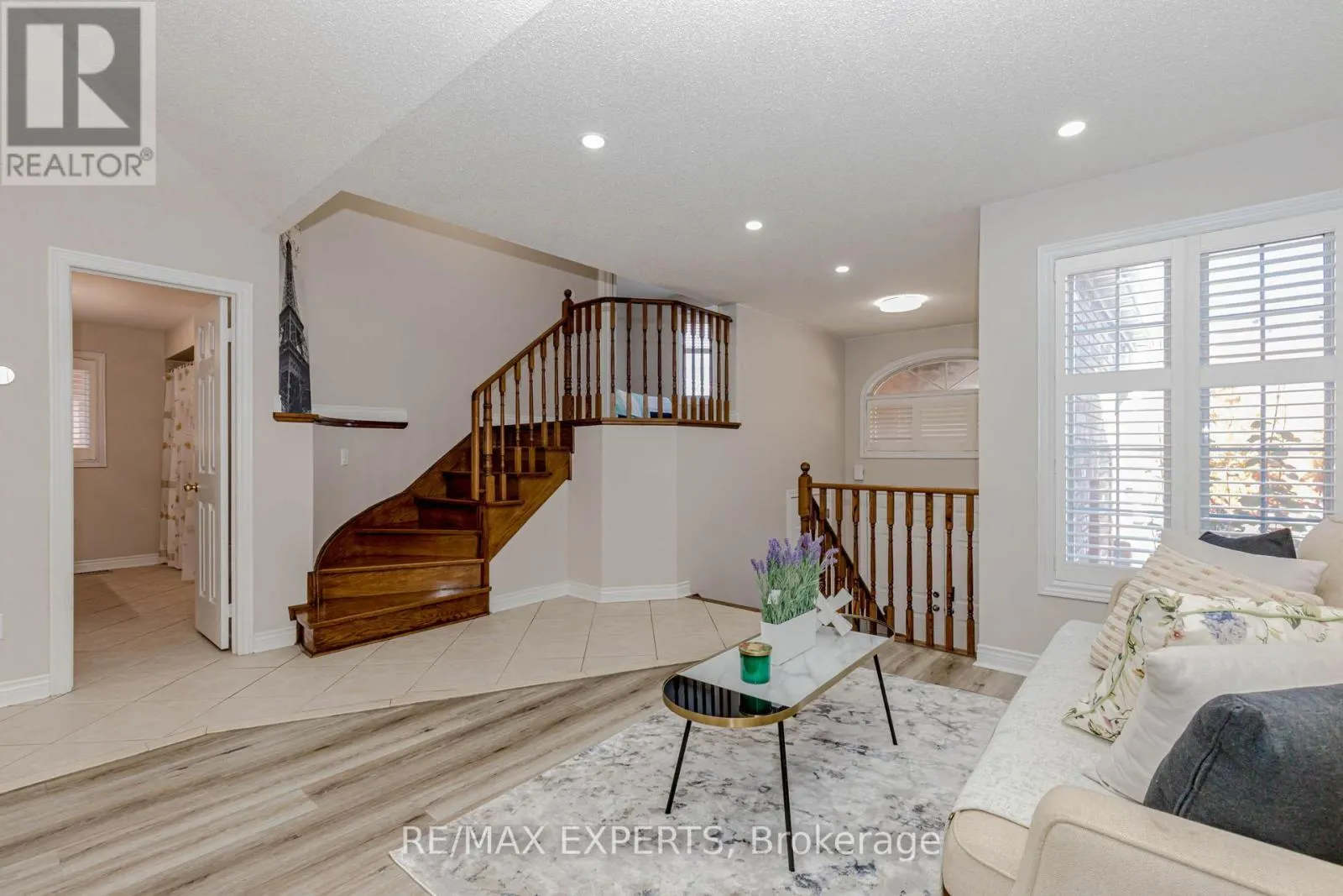 5 TEMPLE WEST CRESCENT