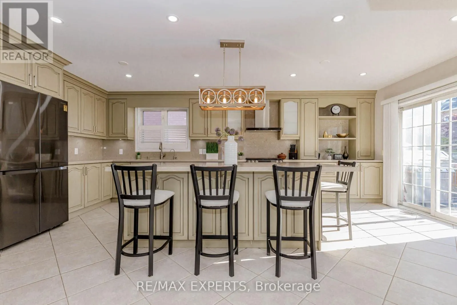 5 TEMPLE WEST CRESCENT