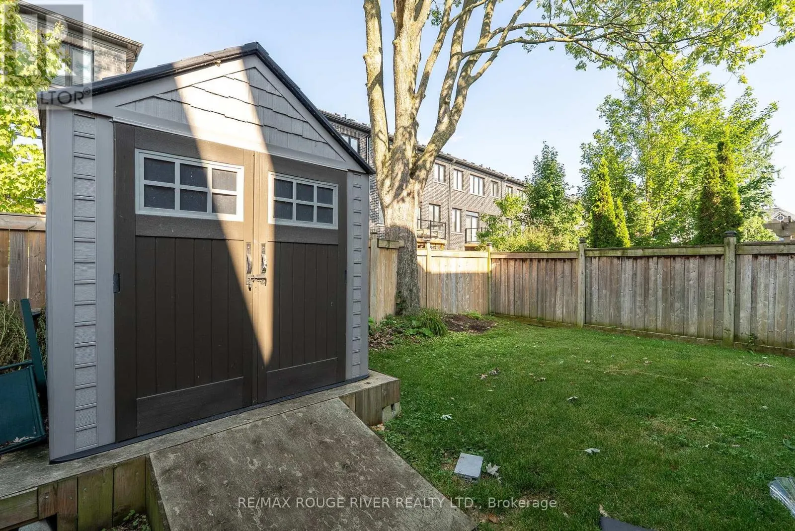 47 JAMES GOVAN DRIVE