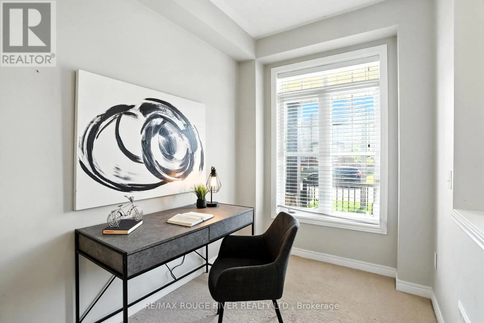 47 JAMES GOVAN DRIVE