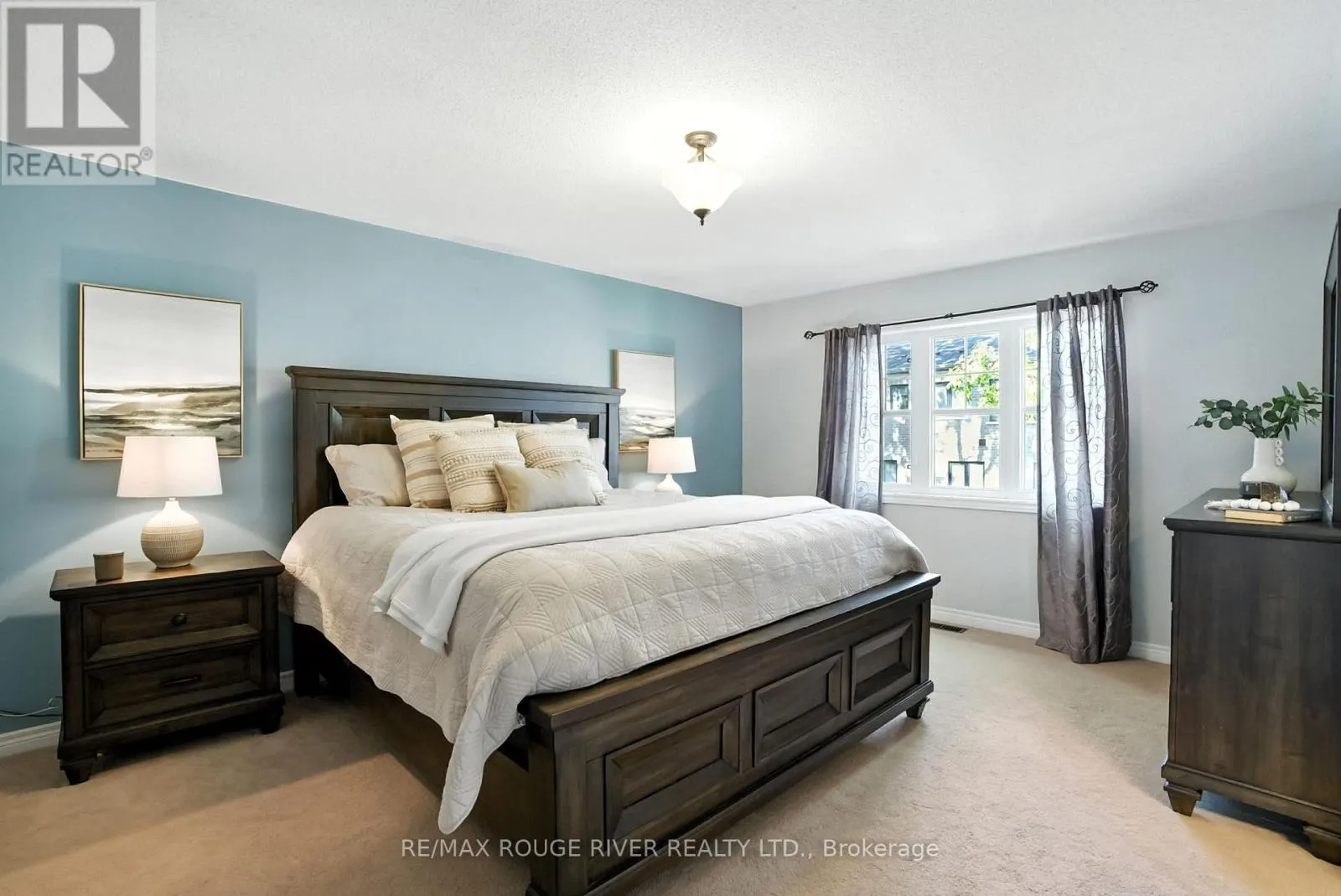 47 JAMES GOVAN DRIVE