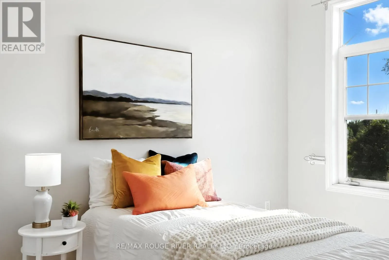 47 JAMES GOVAN DRIVE