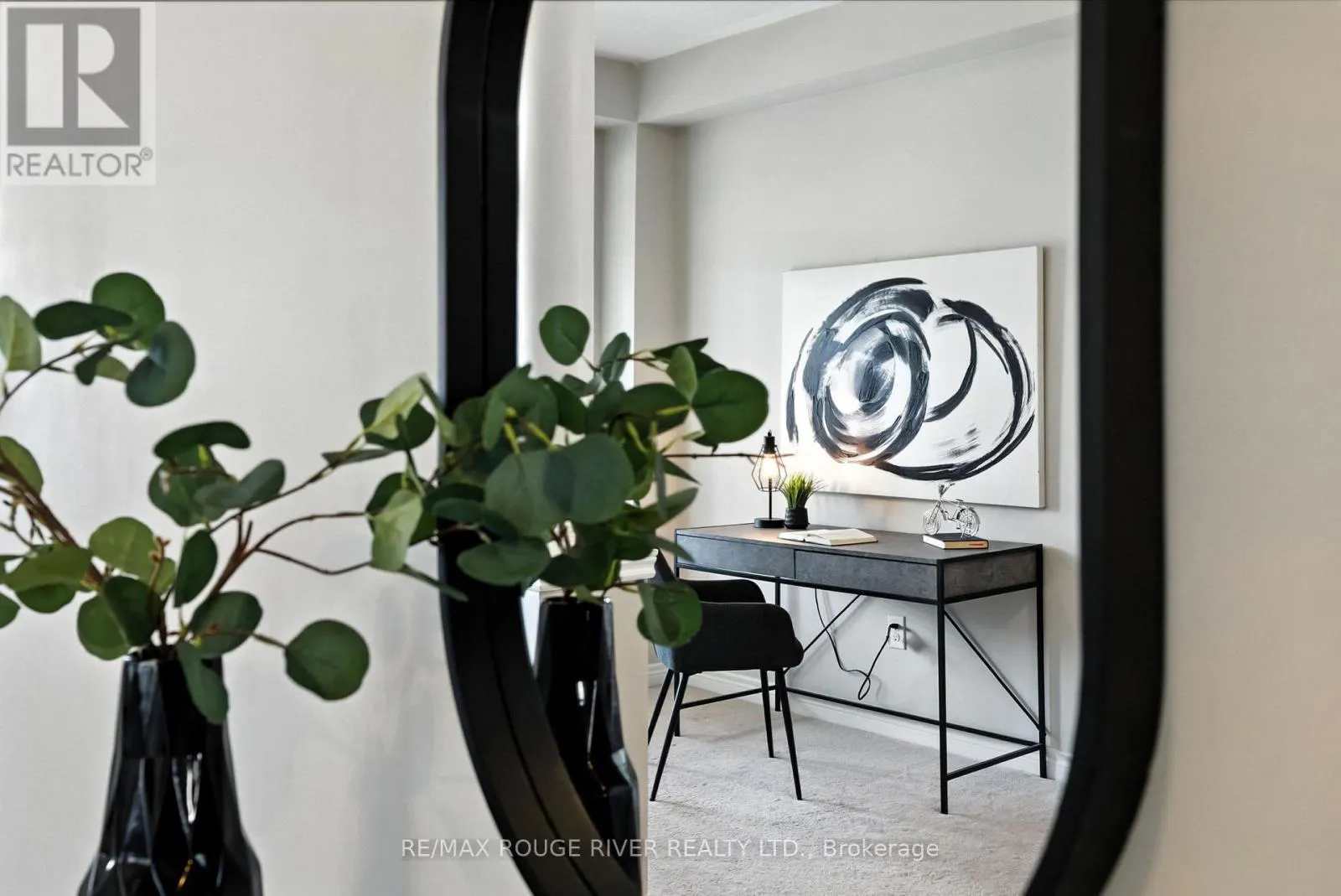 47 JAMES GOVAN DRIVE