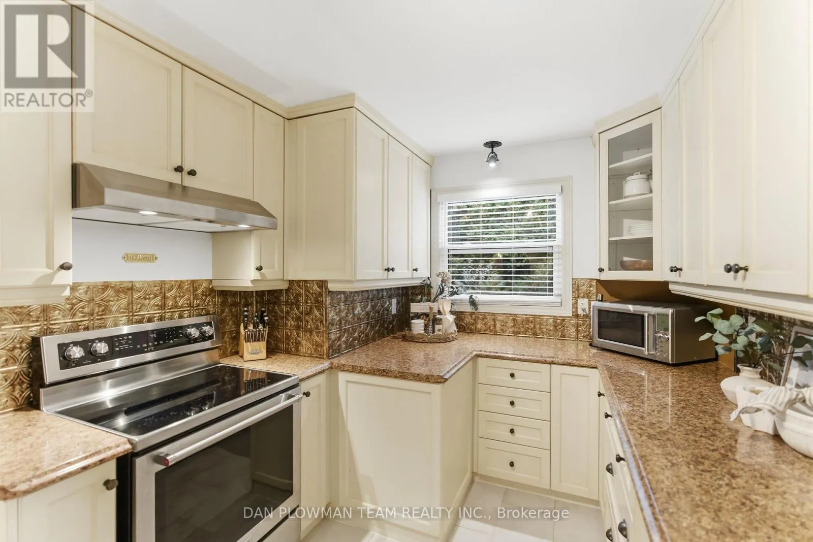 2804 CONCESSION 6 ROAD