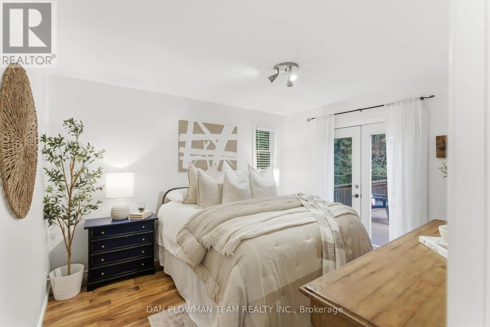 2804 CONCESSION 6 ROAD