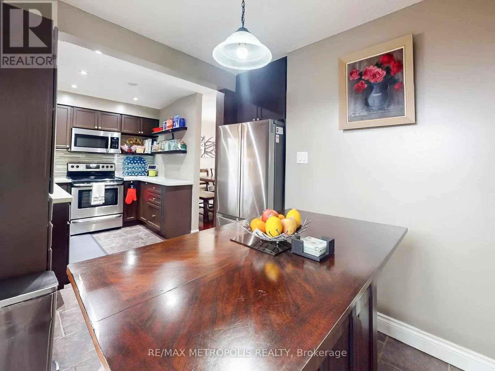 4040 - 44 WILLOWS LANE