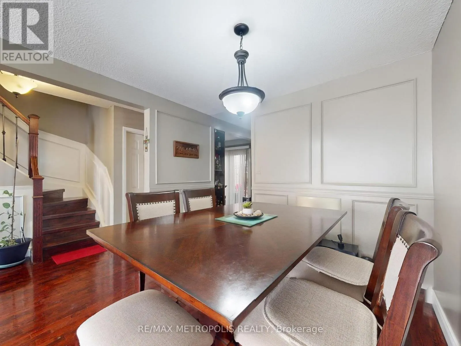 4040 - 44 WILLOWS LANE