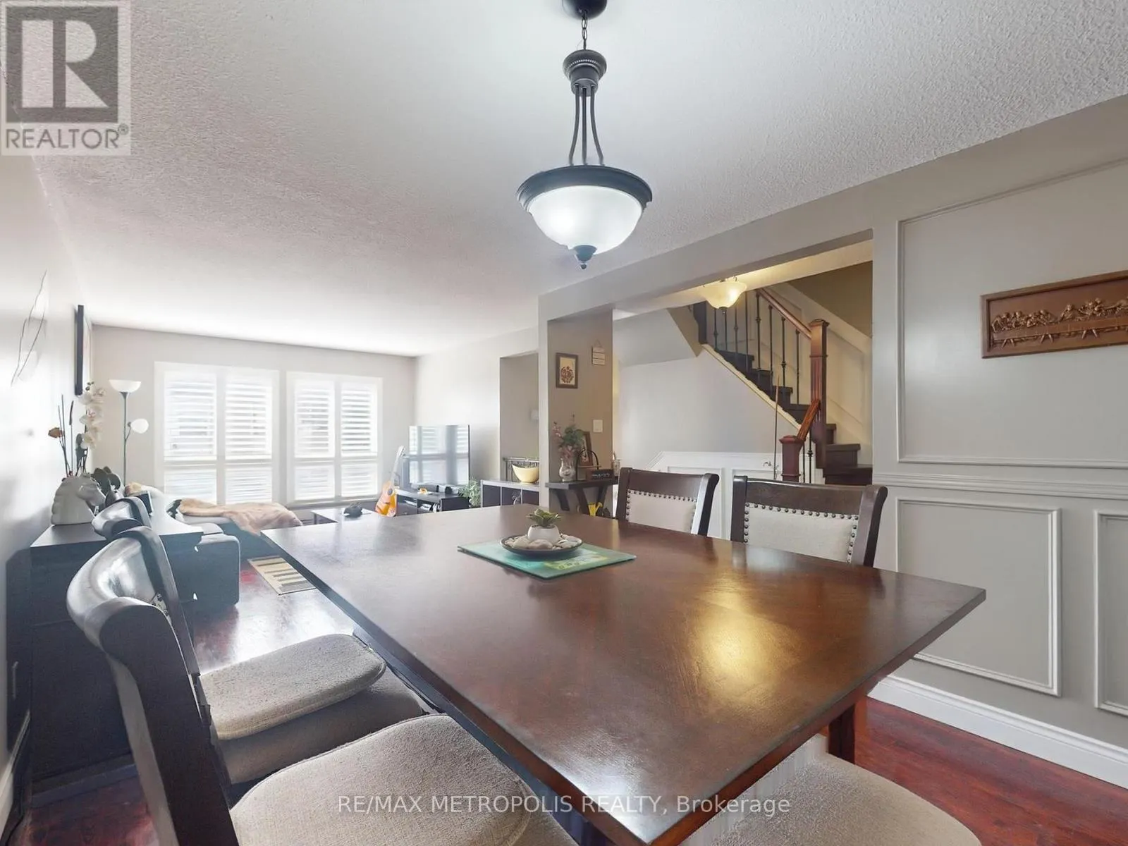 4040 - 44 WILLOWS LANE