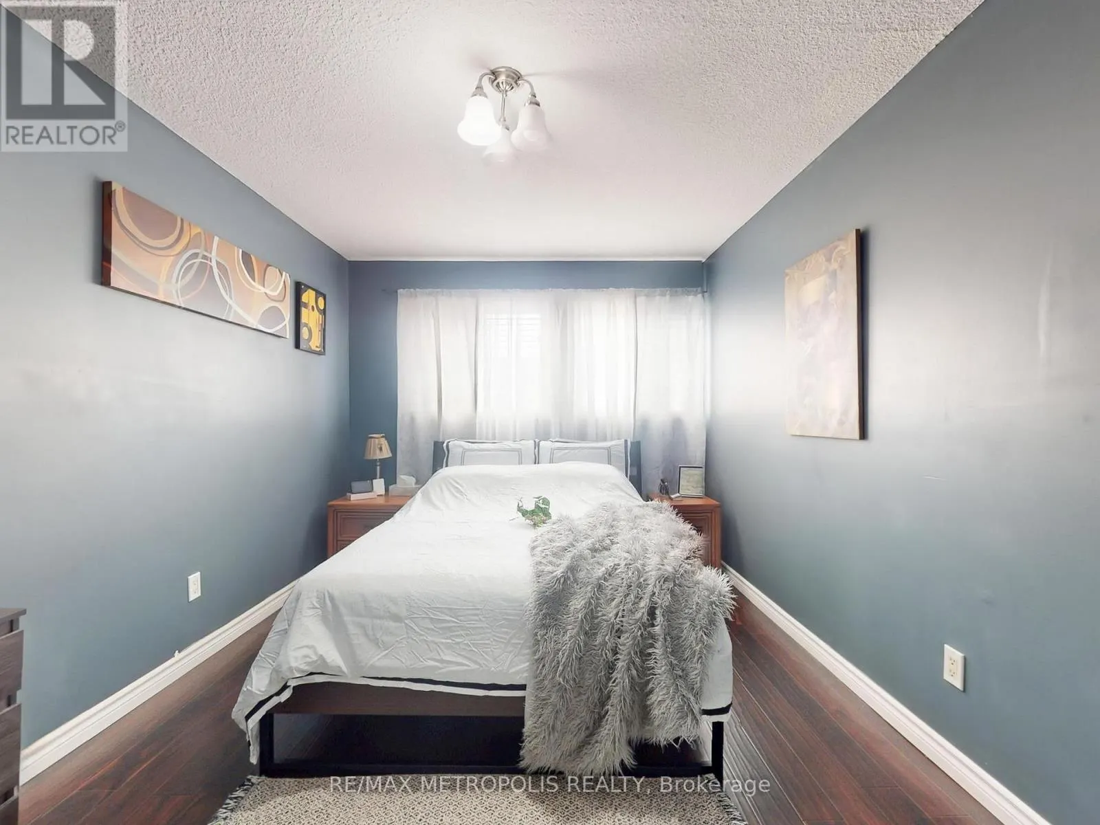 4040 - 44 WILLOWS LANE