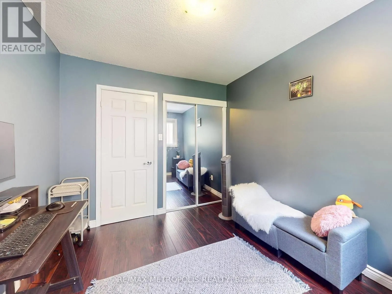 4040 - 44 WILLOWS LANE