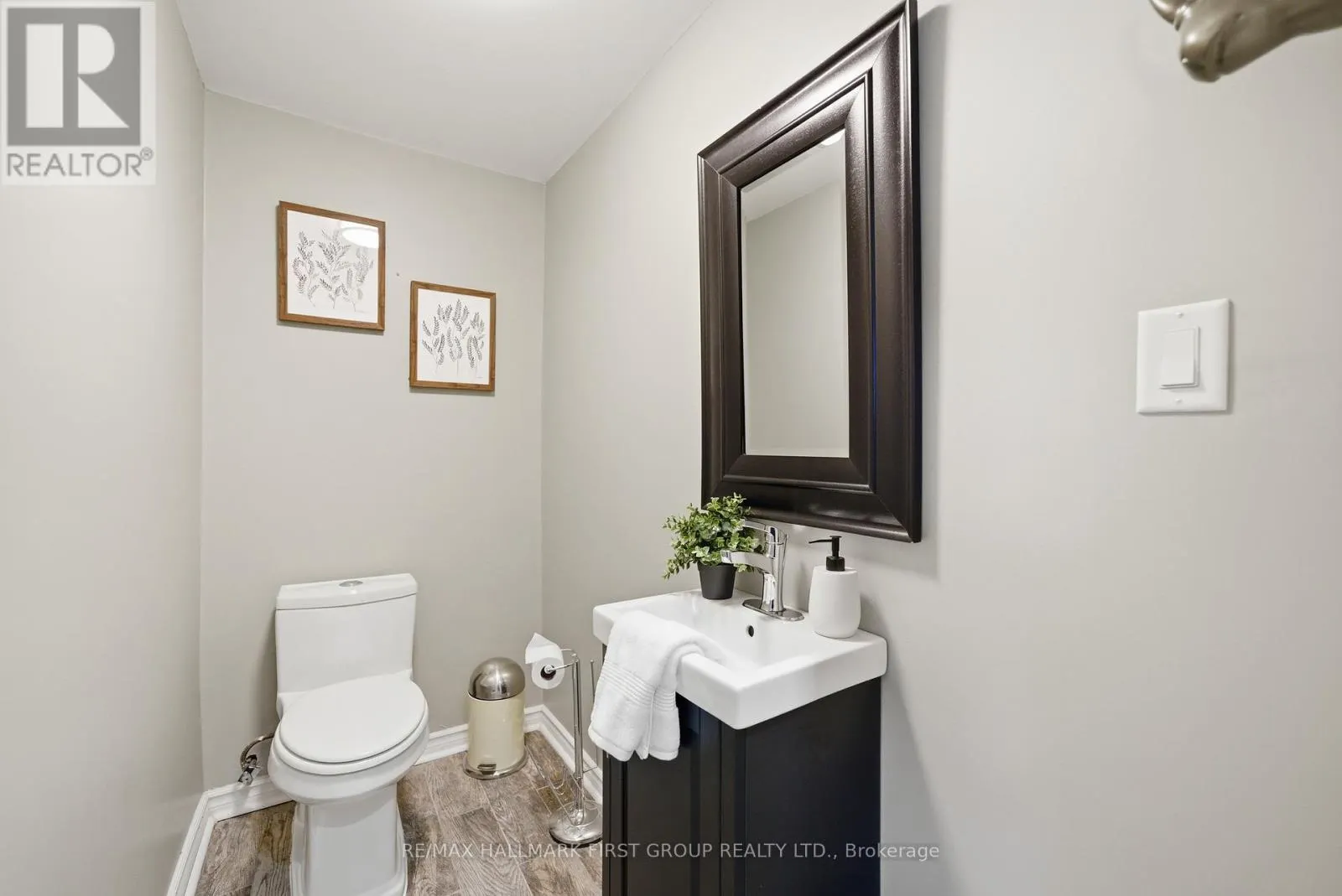 1307 BROADVIEW STREET