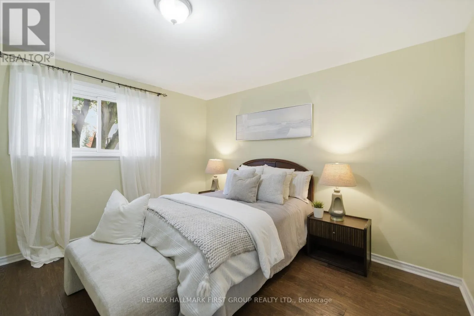 1307 BROADVIEW STREET