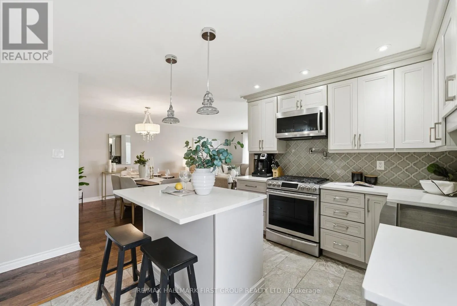 1307 BROADVIEW STREET