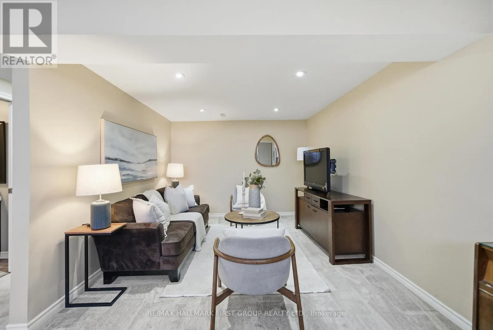 1307 BROADVIEW STREET