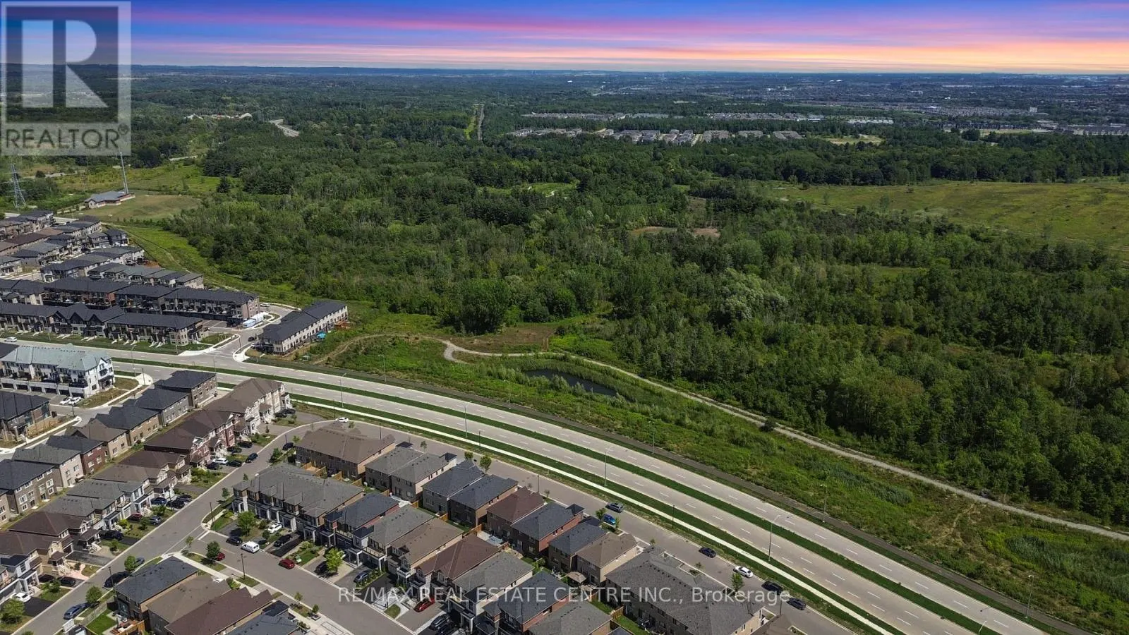 1106 CACTUS CRESCENT