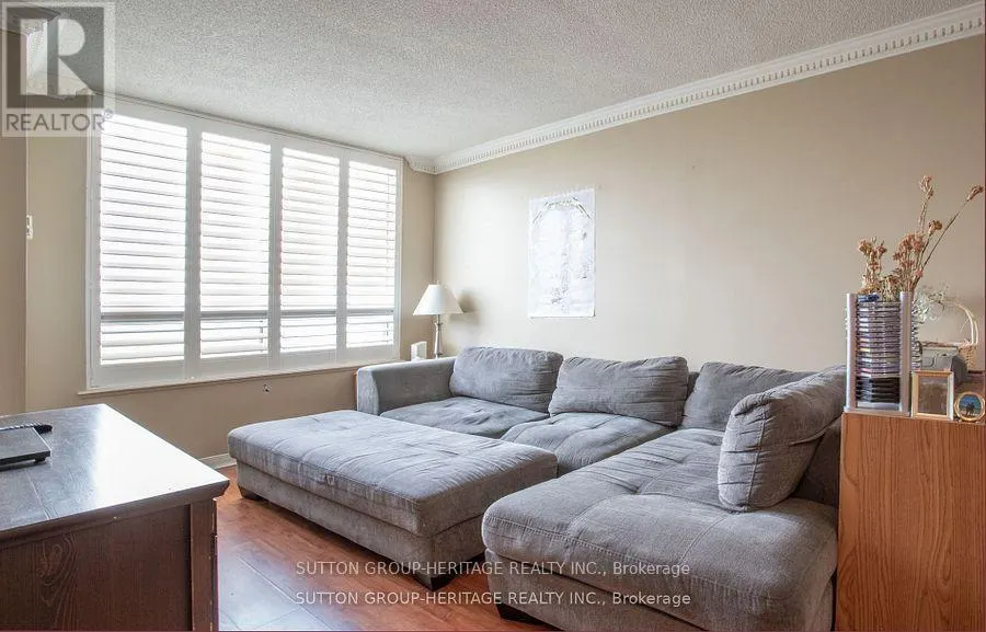 1415 - 1000 THE ESPLANADE N