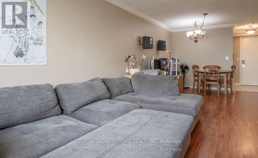 1415 - 1000 THE ESPLANADE N