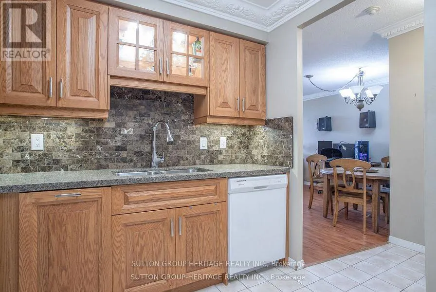 1415 - 1000 THE ESPLANADE N